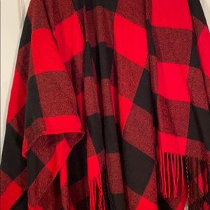 Buffalo plaid poncho